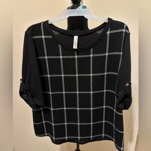 Perseption Concept Black Checkered Knit Top Women’s‎ Size XL.